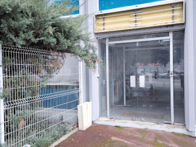 Local Commercial vente à Senlis, Nogent-sur-oise