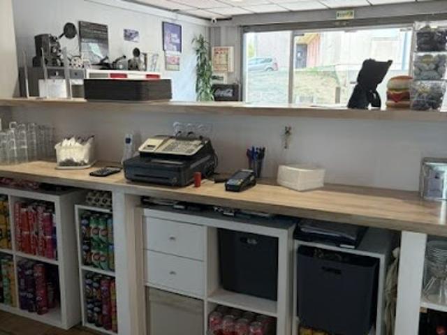 Local Commercial vente à Pons Nord, L'Isle-Jourdain