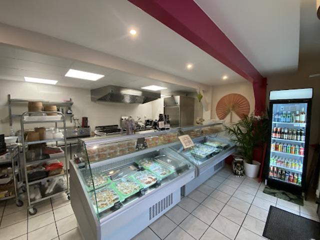 Local Commercial vente à Arcachon, Belin-béliet