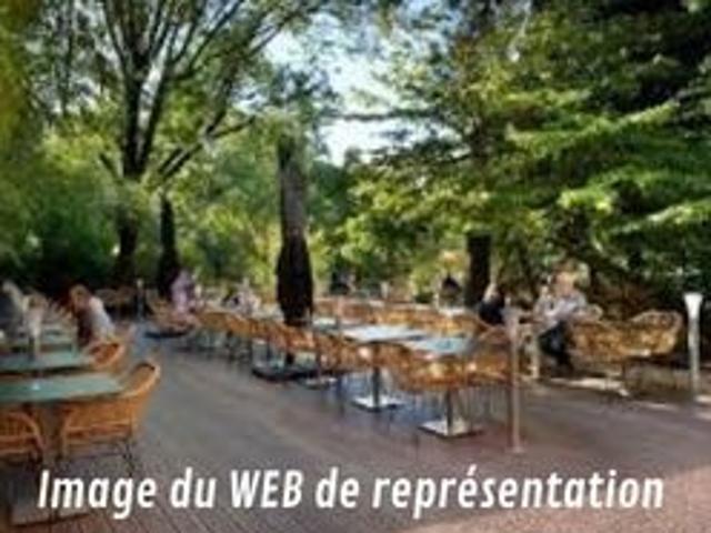 Local Commercial vente à Nîmes, Sommières