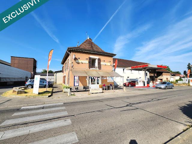Local Commercial vente à La Tour-du-Pin, Saint-jean-d'avelanne