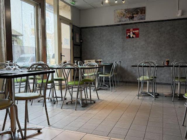 Local Commercial vente à Rochechouart, Dournazac