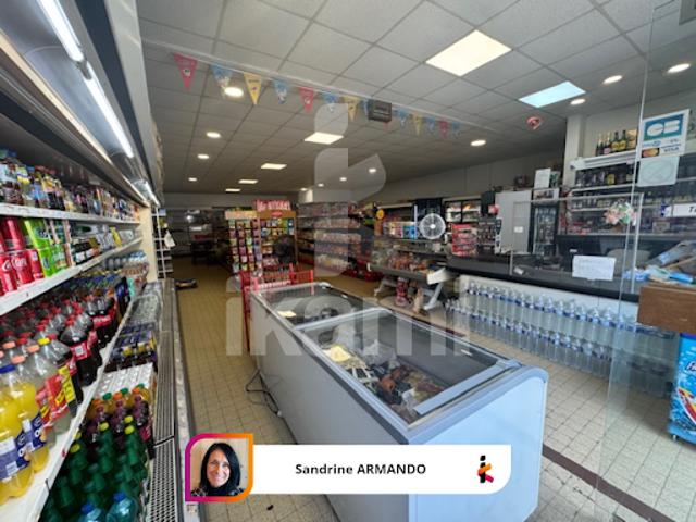 Local Commercial vente à Vienne