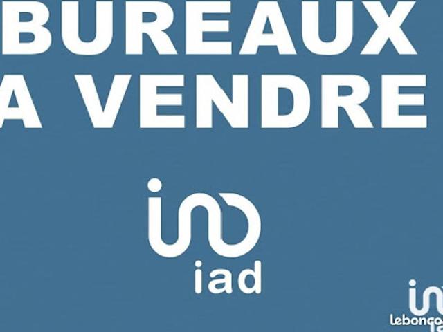 Local Commercial vente à Aix-en-Provence, Venelles