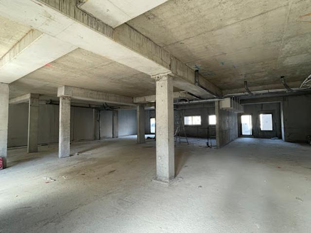 Local Commercial vente à Tours, La Riche