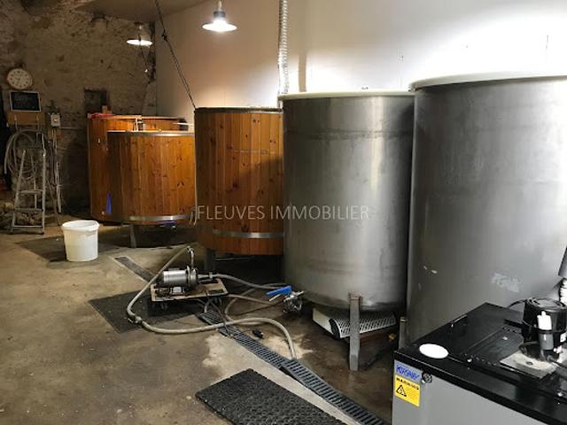 Local Commercial vente à Quartier du Hédas, Pau