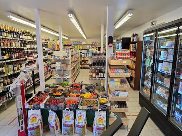 Local Commercial vente à Vichy, Le Breuil