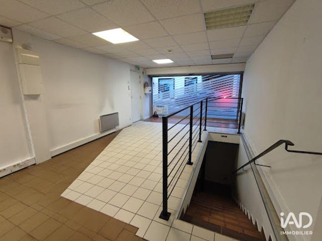 Local Commercial vente à Saint-Germain-en-Laye, Triel-sur-seine