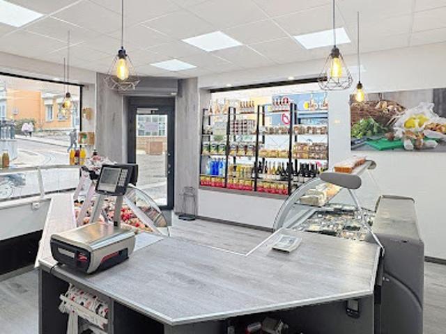 Local Commercial vente à Nantua, Bellegarde-sur-valserine