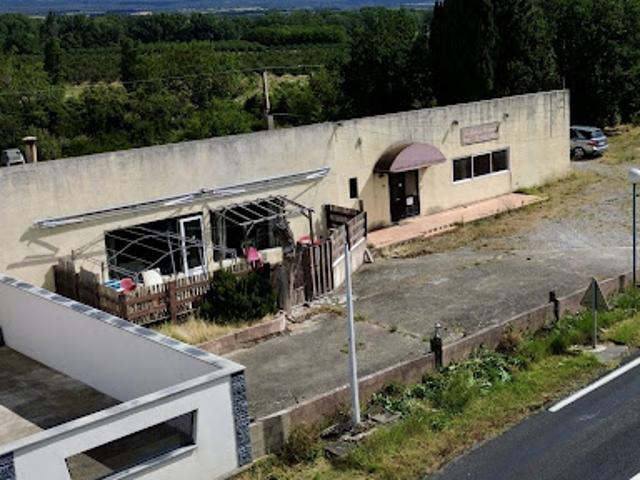 Local Commercial vente à Carcassonne, Villesèquelande