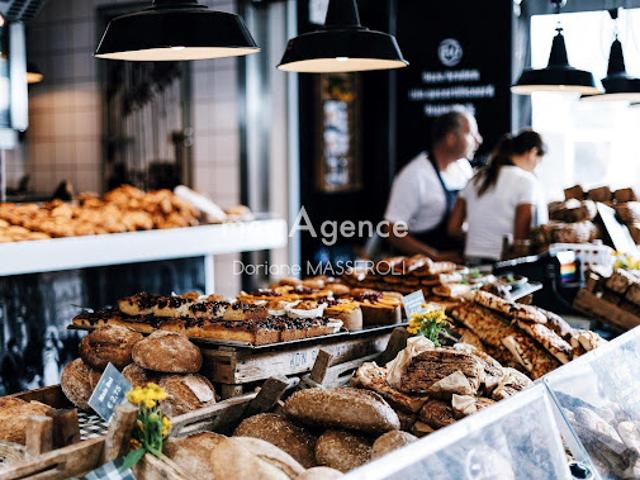 Local Commercial vente à Chênaie, Saint-Étienne-de-Montluc