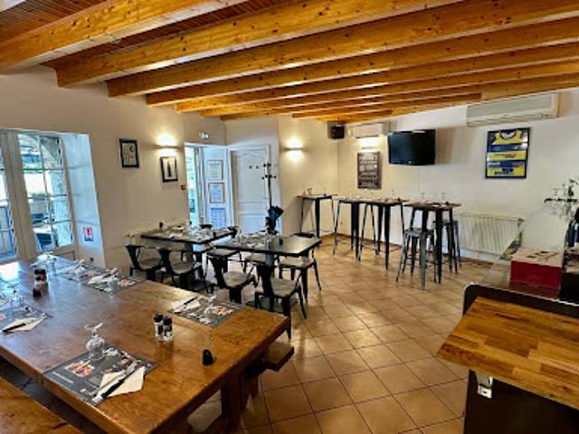 Local Commercial vente à Tournon-sur-Rhône, Saint-péray
