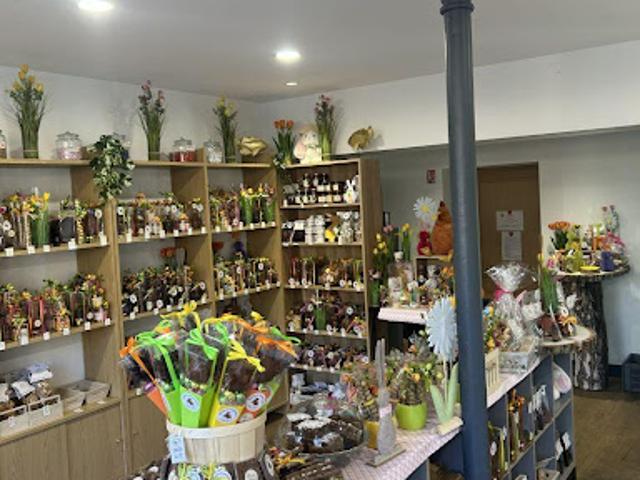 Local Commercial vente à Issoire, Rochefort-montagne