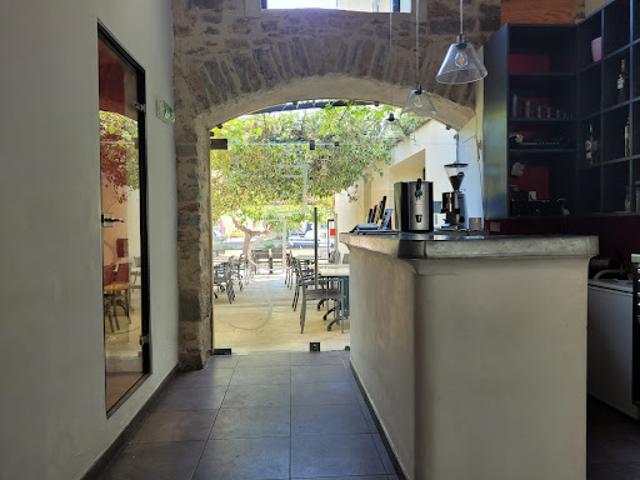 Local Commercial vente à Narbonne, Homps