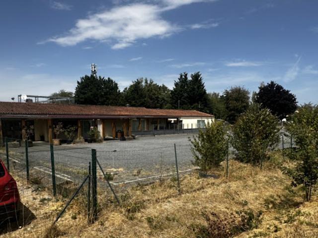 Local Commercial vente à Poitiers, Dissay