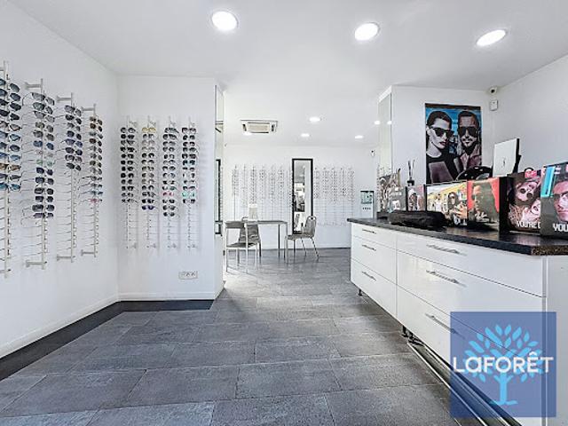 Local Commercial vente à Plateau d'Avron, Neuilly-Plaisance