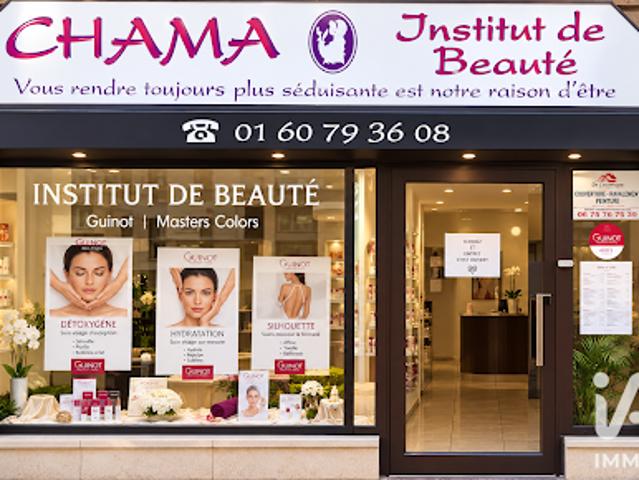 Local Commercial vente à La Ferté-Alais, Essonne
