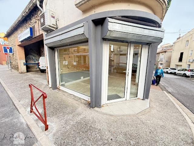 Local Commercial vente à Céret, Le Boulou