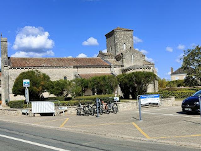 Local Commercial vente à Orléans, Germigny-des-prés