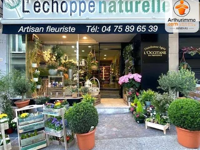 Local Commercial vente à Aubenas, Ardèche