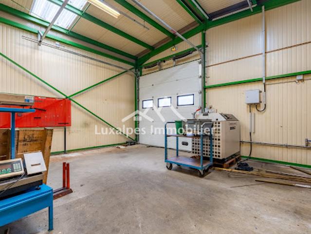 Local Commercial vente à Le Petit-Bornand-les-Glières, Glières-Val-de-Borne