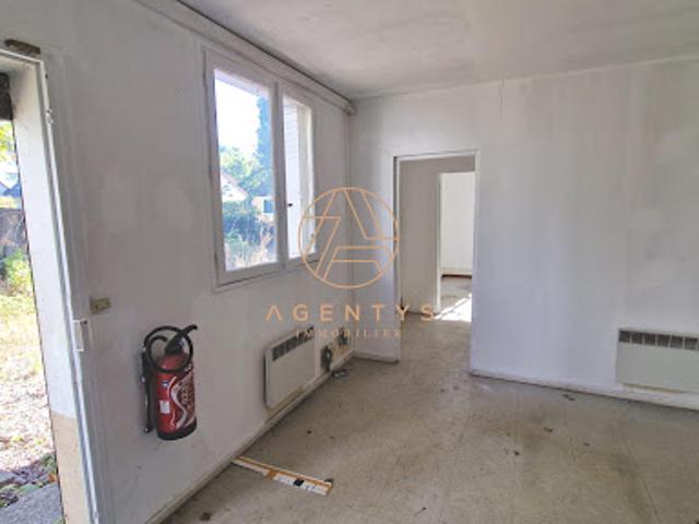 Local Commercial vente à Champigny-sur-Marne, Val-de-Marne