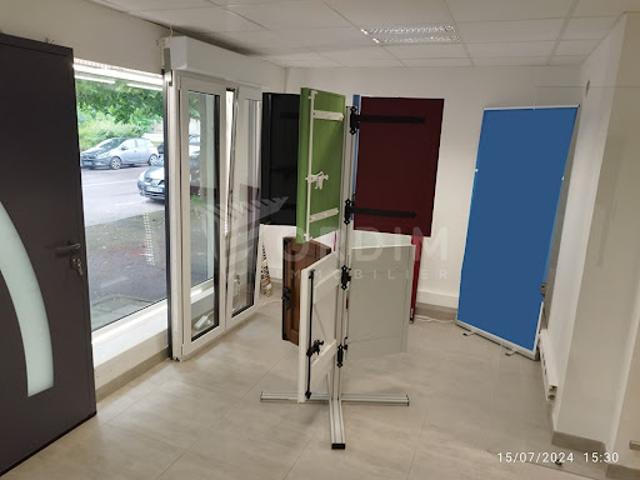 Local Commercial vente à Auxerre