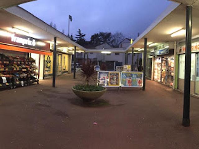 Local Commercial vente à Centre, Palaiseau