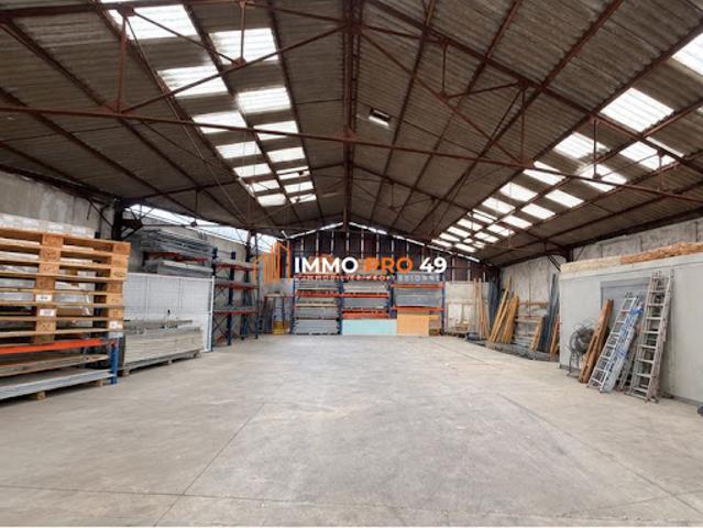 Local Commercial vente à Cholet