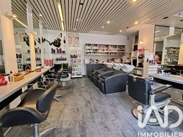 Local Commercial vente à Nanterre, Courbevoie