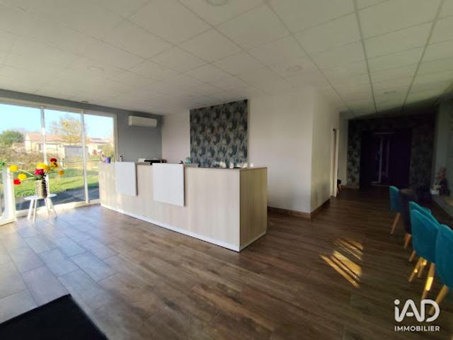 Local Commercial vente à Libourne, Lugon-et-l'ile-du-carnay