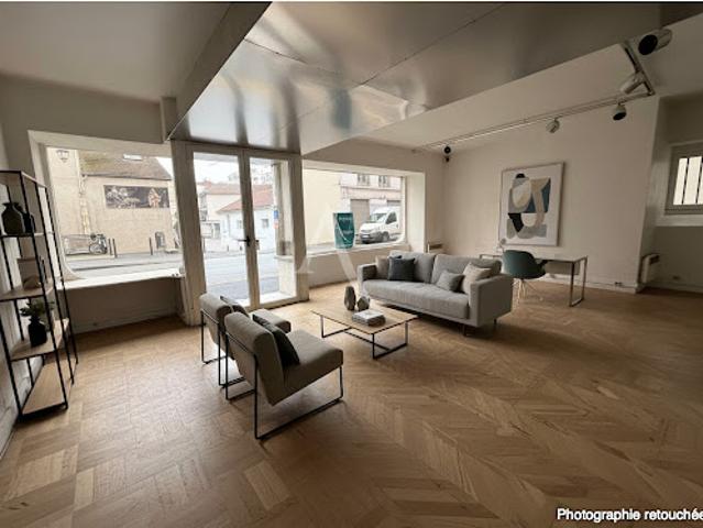 Local Commercial vente à Quartier du Hédas, Pau