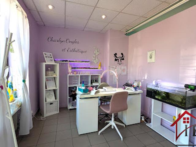 Local Commercial vente à Lons-le-Saunier, Chaumergy
