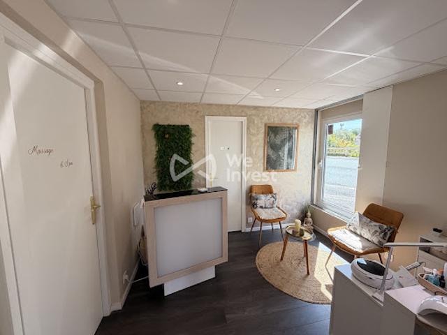 Local Commercial vente à Quartier du Hédas, Pau