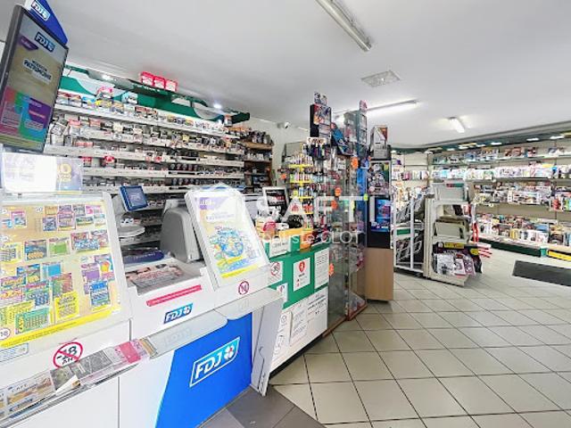 Local Commercial vente à Cérons, Gironde