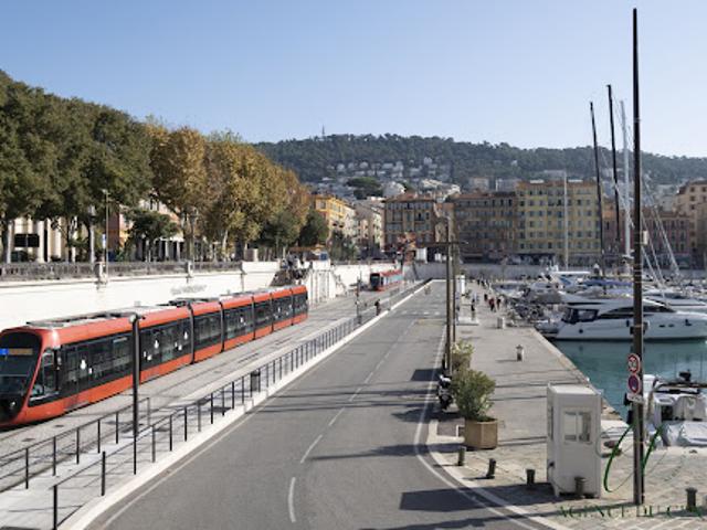 Local Commercial vente à Nice