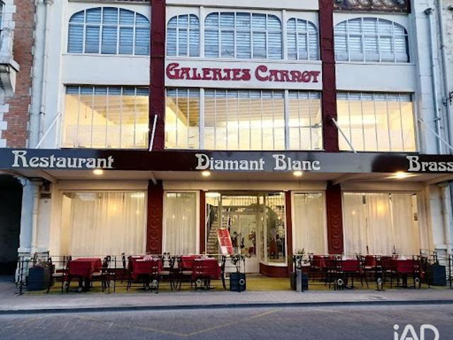 Local Commercial vente à Vouziers
