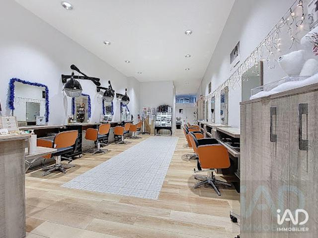 Local Commercial vente à Versailles, Vélizy-villacoublay