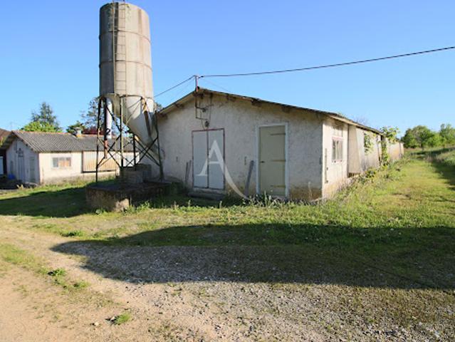 Local Commercial vente à Labrousse, Prayssac