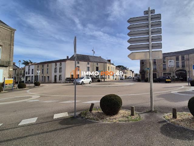 Local Commercial vente à La Roche-sur-Yon, Mortagne-sur-sèvre
