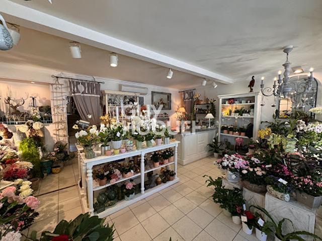 Local Commercial vente à Le Creusot, Saône-et-Loire