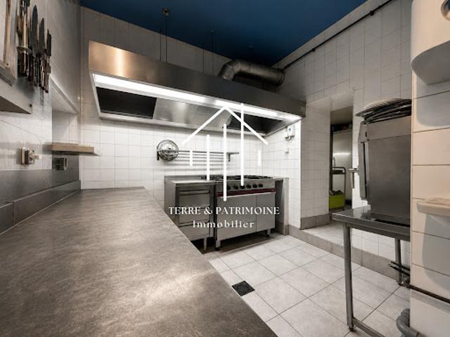Local Commercial vente à Largentière, Vals-les-bains
