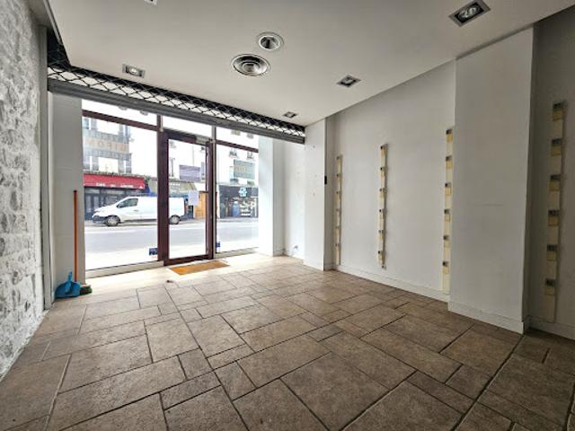 Local Commercial vente à Paris, Île-de-France