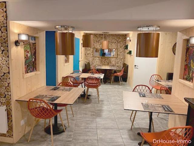 Local Commercial vente à Angoulême, Aignes-et-puypéroux