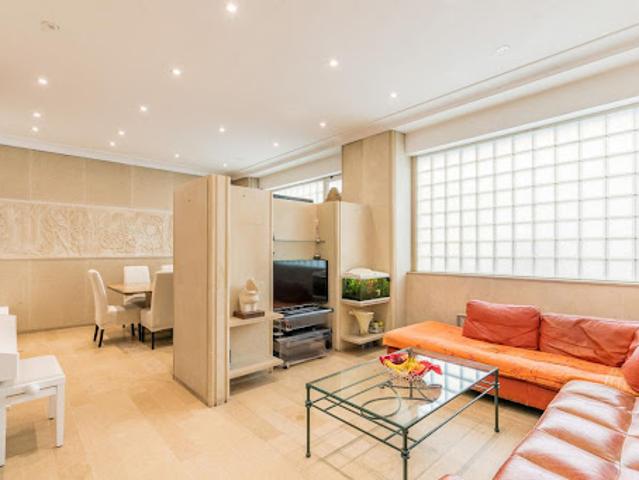Local Commercial vente à Paris, Île-de-France