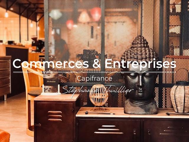 Local Commercial vente à Aix-en-Provence, Trets