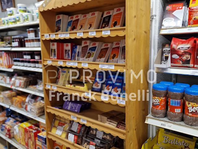 Local Commercial vente à Bonneville, Viuz-en-sallaz