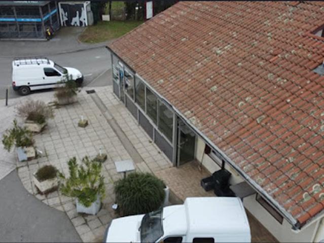 Local Commercial vente à Vienne, Les Roches-de-condrieu