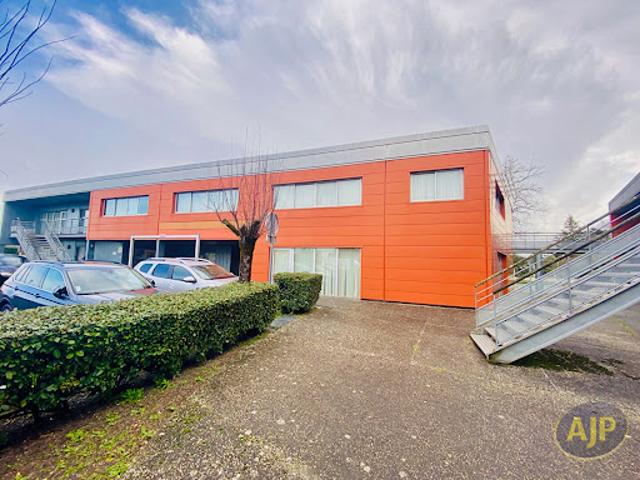 Local Commercial vente à Lesparre-Médoc, Lesparre-médoc