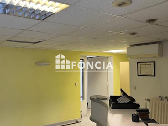 Local Commercial vente à Grenoble, Seyssinet-pariset